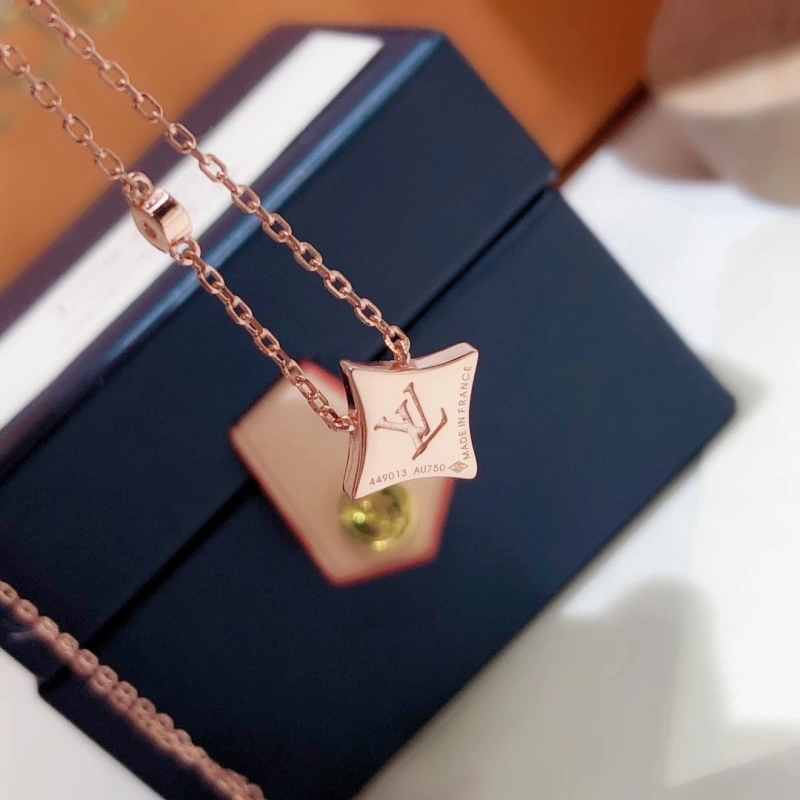 Comfortable LX Necklaces 308377