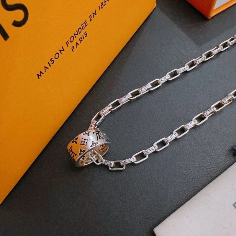 LX Necklaces Trendsetting 309638