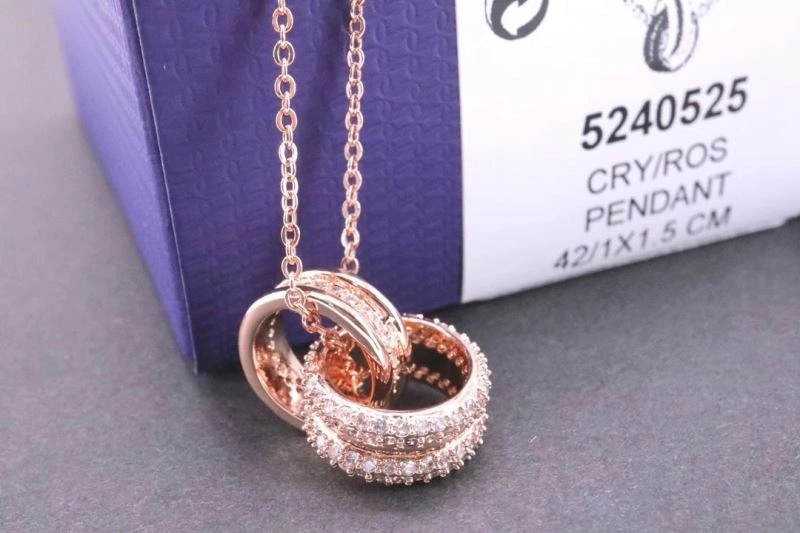 Cozy Swxrxvski Necklaces 315387