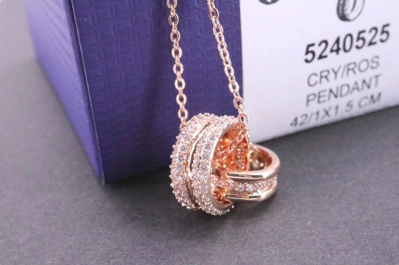Cozy Swxrxvski Necklaces 315387