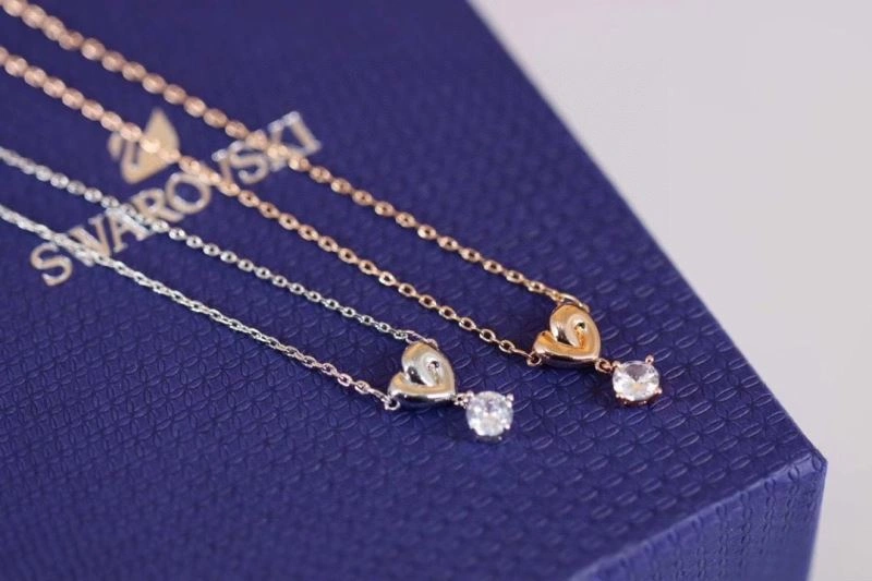 Swxrxvski Necklaces GoAnywhere 315385