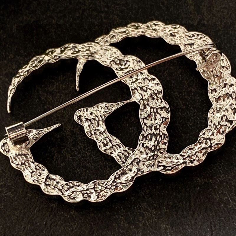 Gxccx Brooches Resilient 307711