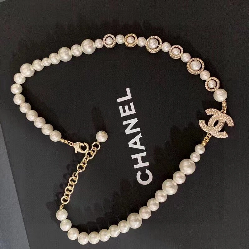 Stylish Chxnxl Necklaces 293403