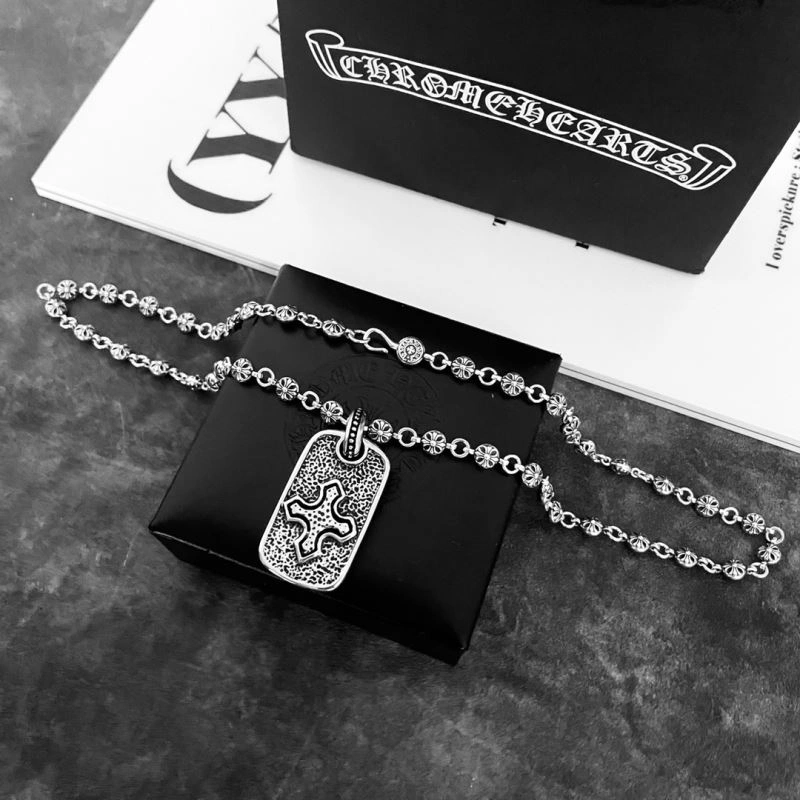 Chrxmx Hxxrts Necklaces ModernLook 301815
