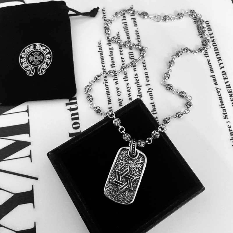 Chrxmx Hxxrts Necklaces ModernLook 301815