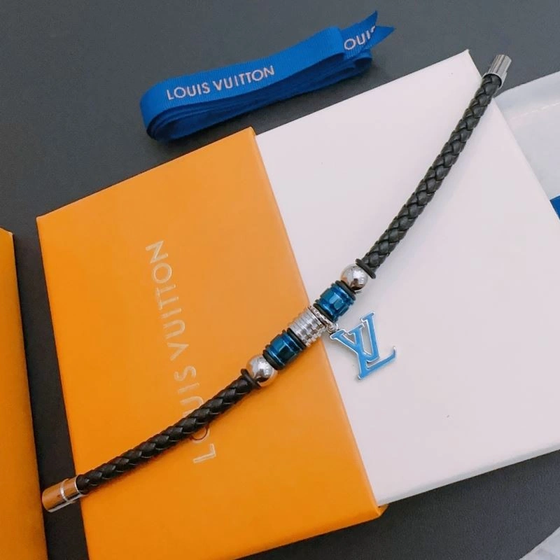 Minimalist LX Necklaces 312401