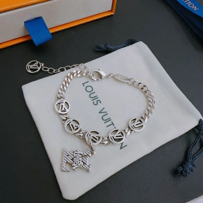 Trendy LX Necklaces 312396