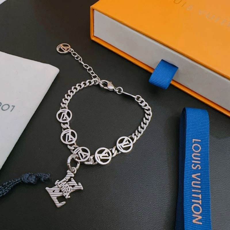 Trendy LX Necklaces 312396