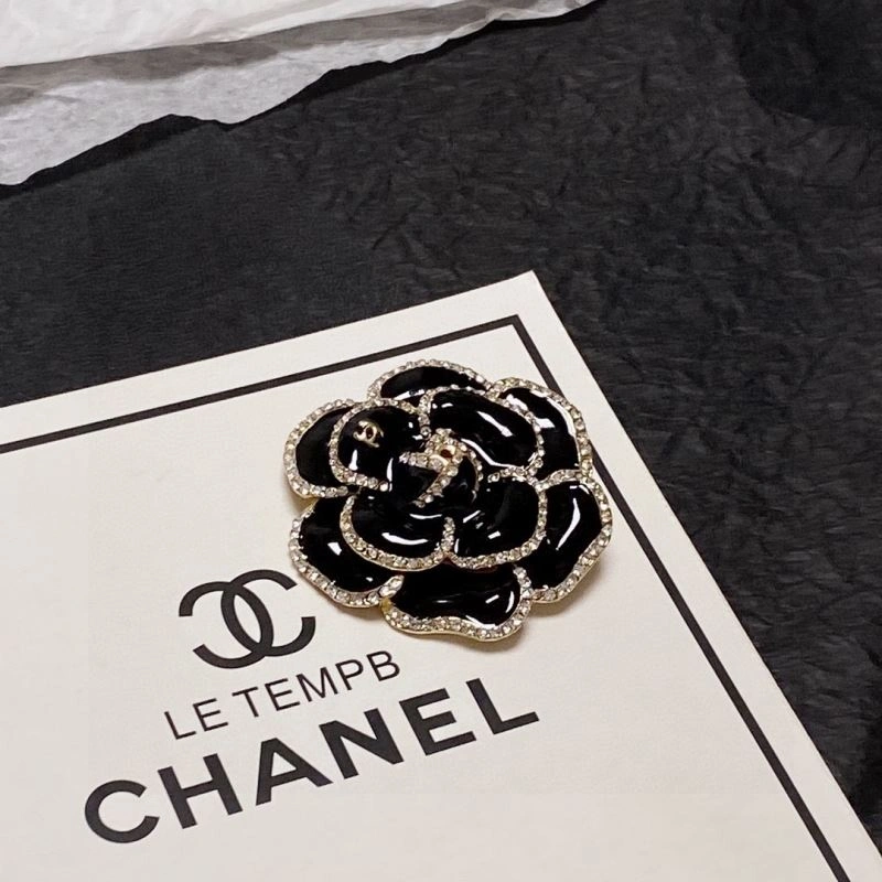 StreetReady Chxnxl Brooches 293609