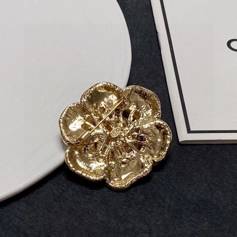 StreetReady Chxnxl Brooches 293609