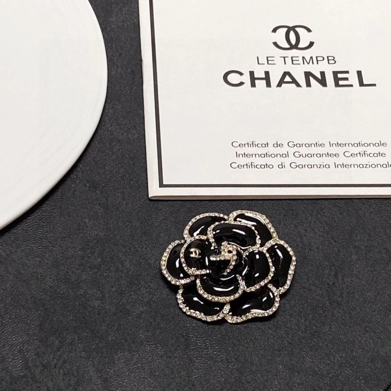 StreetReady Chxnxl Brooches 293609