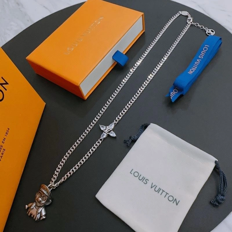 Fashionable LX Necklaces 312371