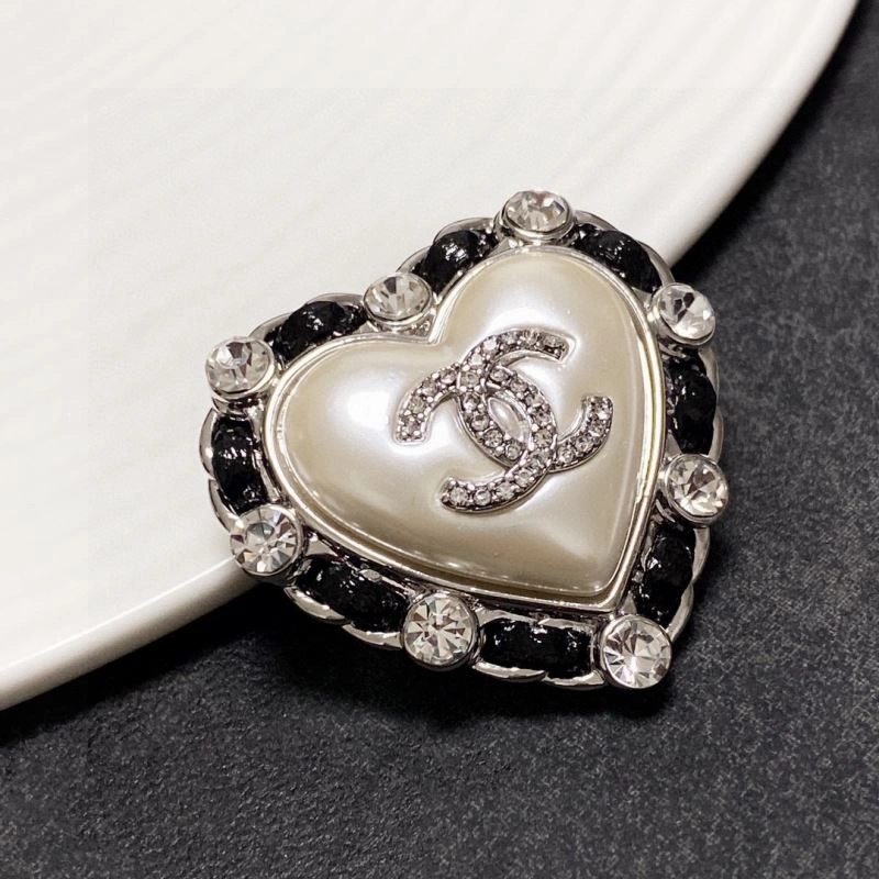 Sophisticated Chxnxl Brooches 293598
