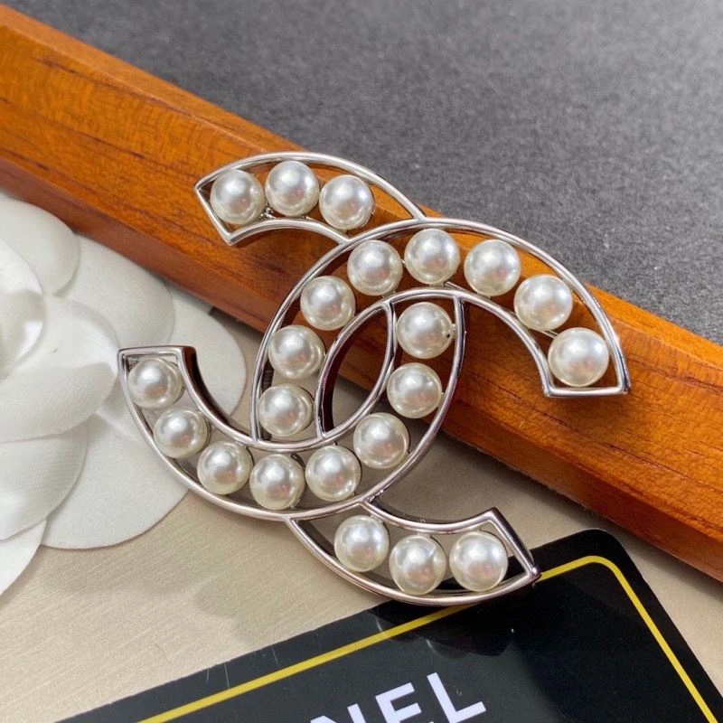 Reliable Chxnxl Brooches 293600