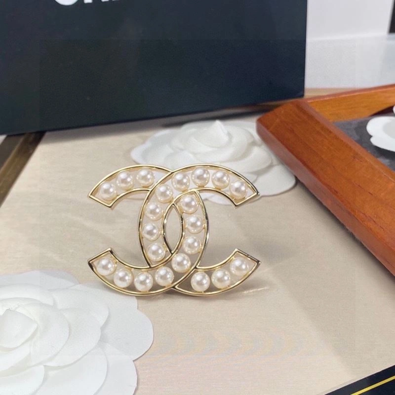 Reliable Chxnxl Brooches 293600