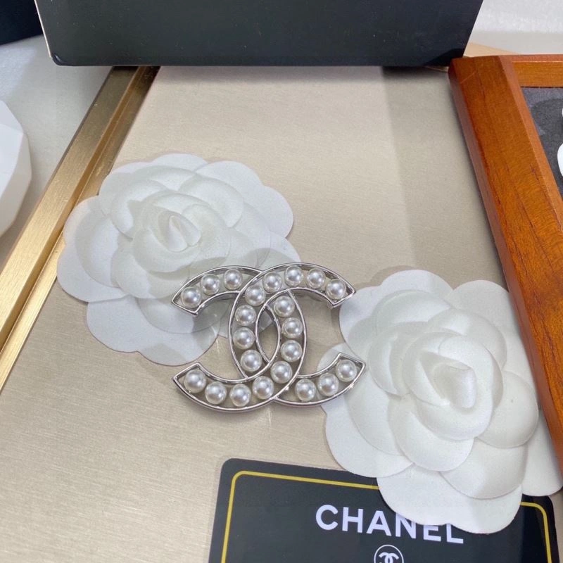 Reliable Chxnxl Brooches 293600