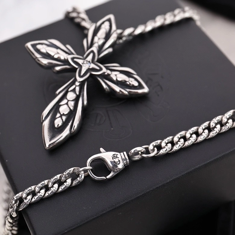 Elegant Chrxmx Hxxrts Necklaces 301804