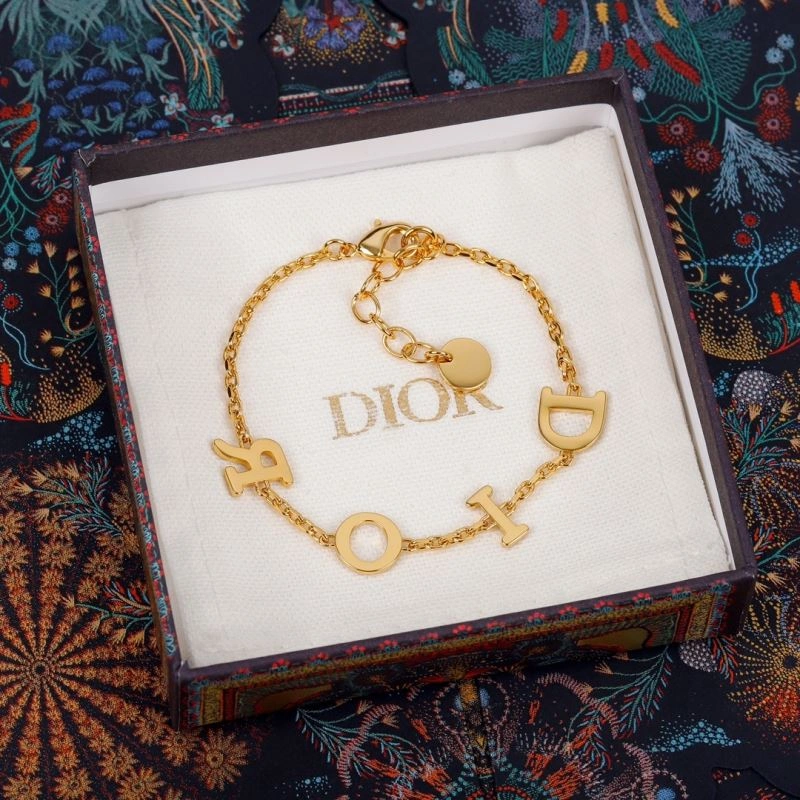 Cozy Christian Dxxr Necklaces 295578