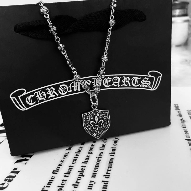 Lightweight Chrxmx Hxxrts Necklaces 301792
