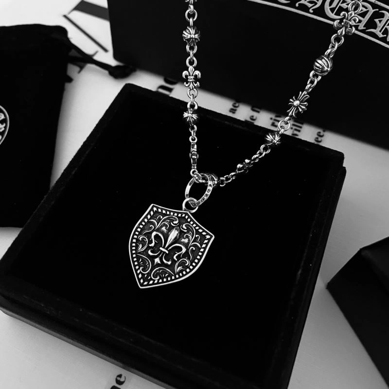 Lightweight Chrxmx Hxxrts Necklaces 301792