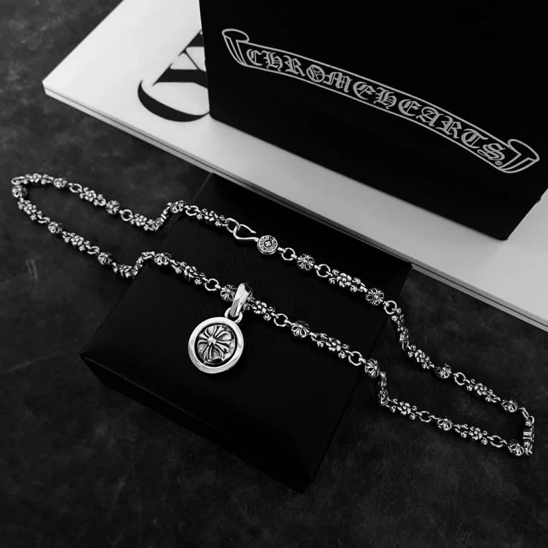 Chrxmx Hxxrts Necklaces Cozy 301782
