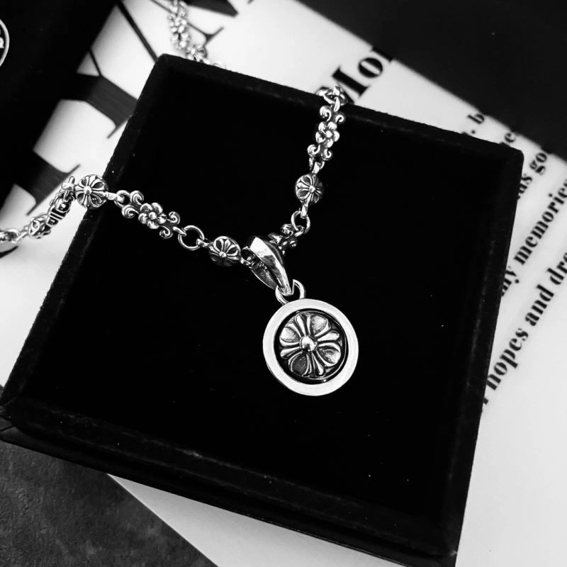 Chrxmx Hxxrts Necklaces Cozy 301782