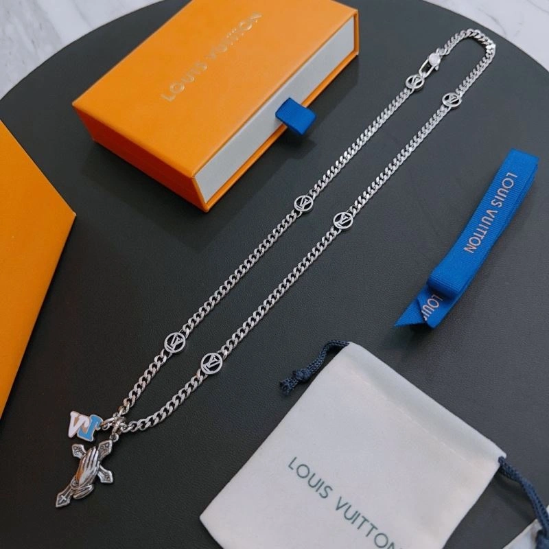 Breathable LX Necklaces 312368