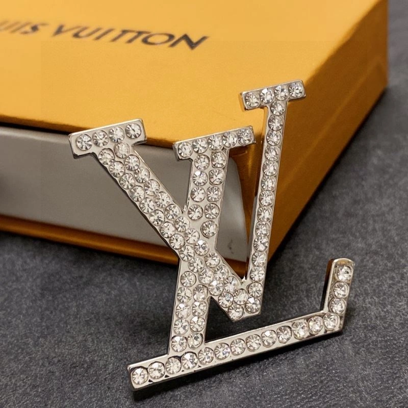 LX Brooches Refined 312423