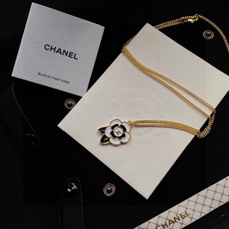 Affordable Chxnxl Necklaces 293358