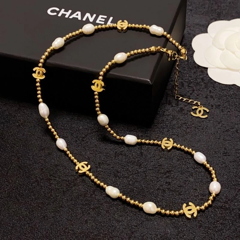 EyeCatching Chxnxl Necklaces 293357