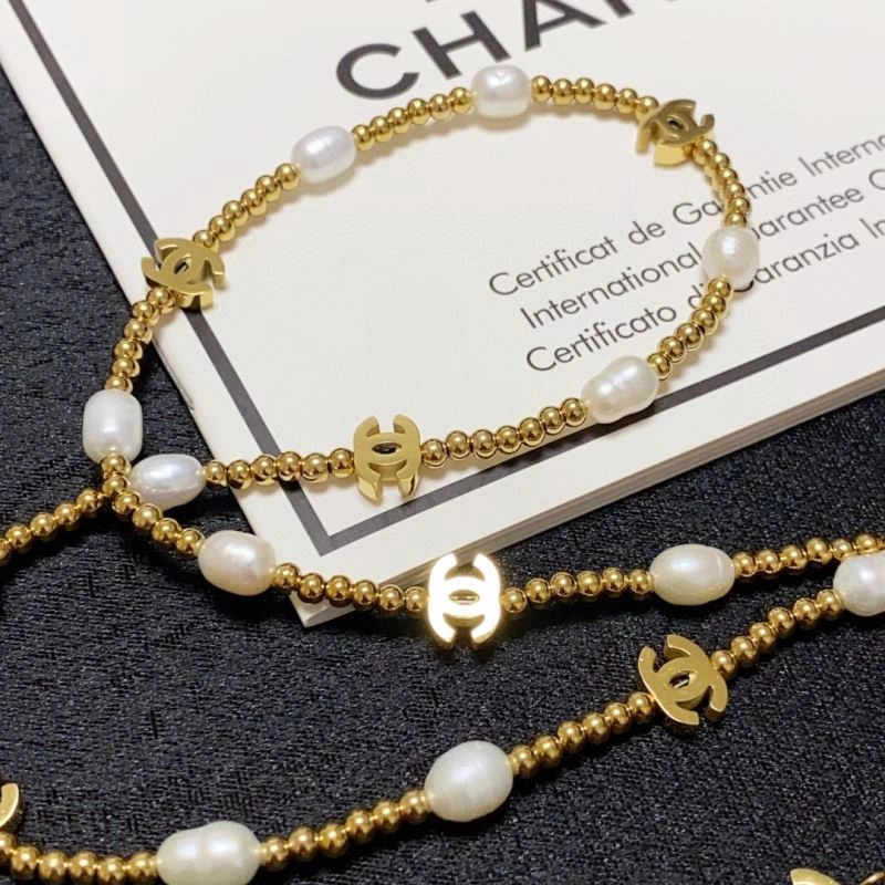 EyeCatching Chxnxl Necklaces 293357