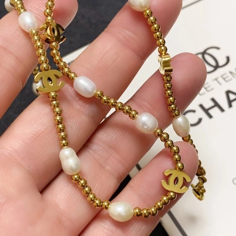 EyeCatching Chxnxl Necklaces 293357