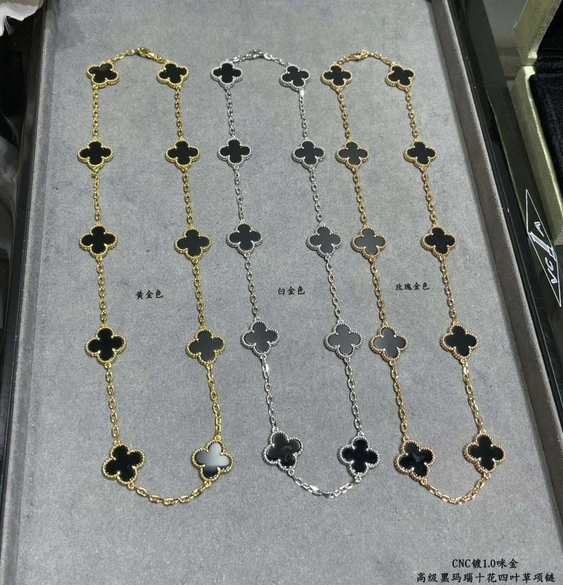 Chxnxl Necklaces Compact 293352