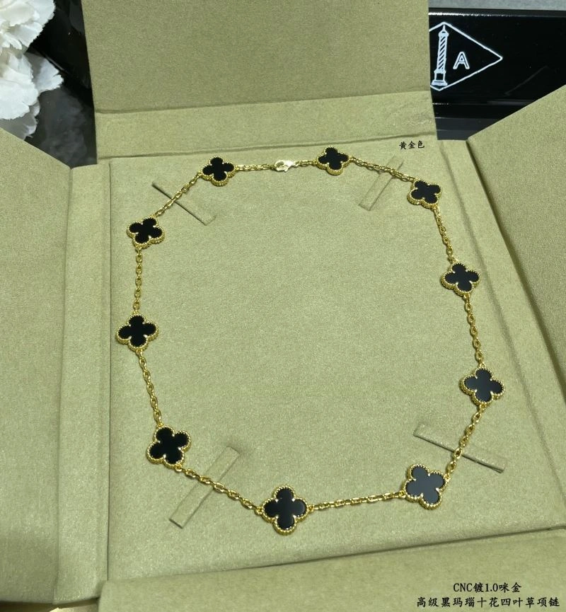 Chxnxl Necklaces Compact 293352