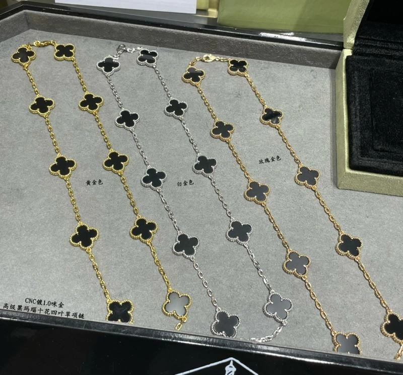 Chxnxl Necklaces Compact 293352