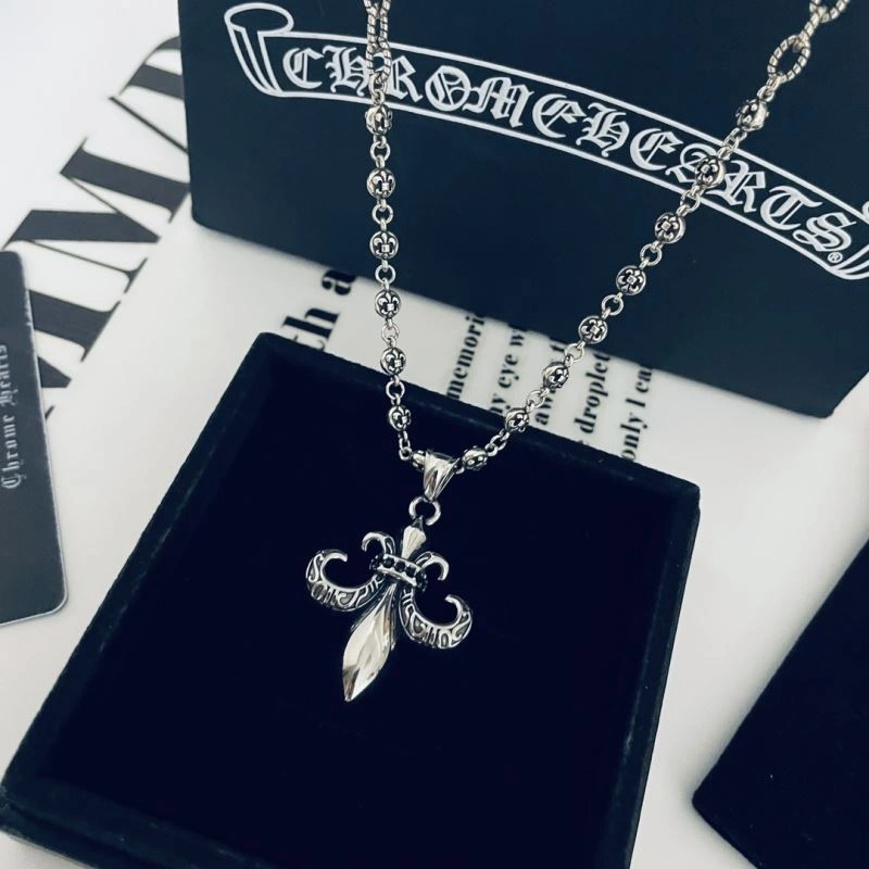 Chrxmx Hxxrts Necklaces ModernLook 301774