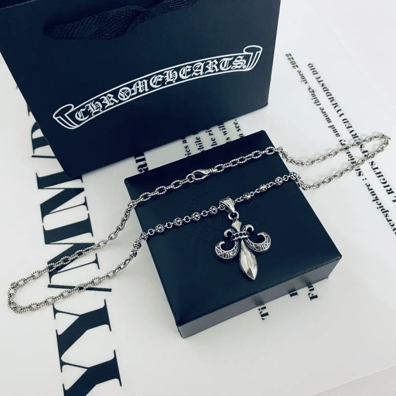 Chrxmx Hxxrts Necklaces ModernLook 301774