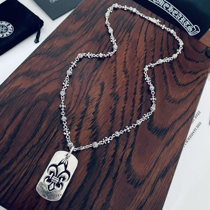 Stylish Chrxmx Hxxrts Necklaces 301773
