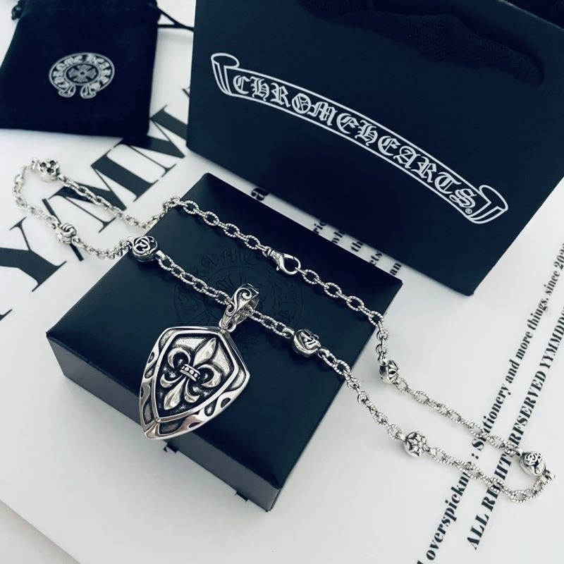 Chrxmx Hxxrts Necklaces EyeCatching 301780
