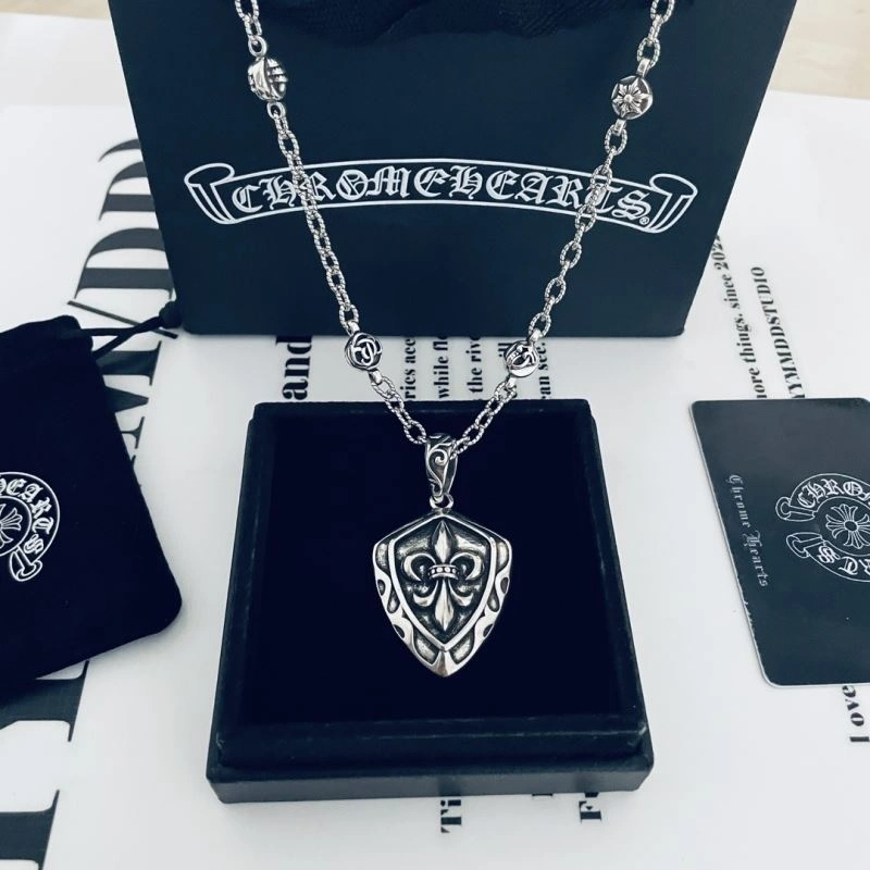 Chrxmx Hxxrts Necklaces EyeCatching 301780