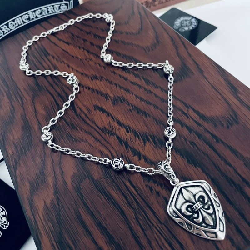 Chrxmx Hxxrts Necklaces EyeCatching 301780