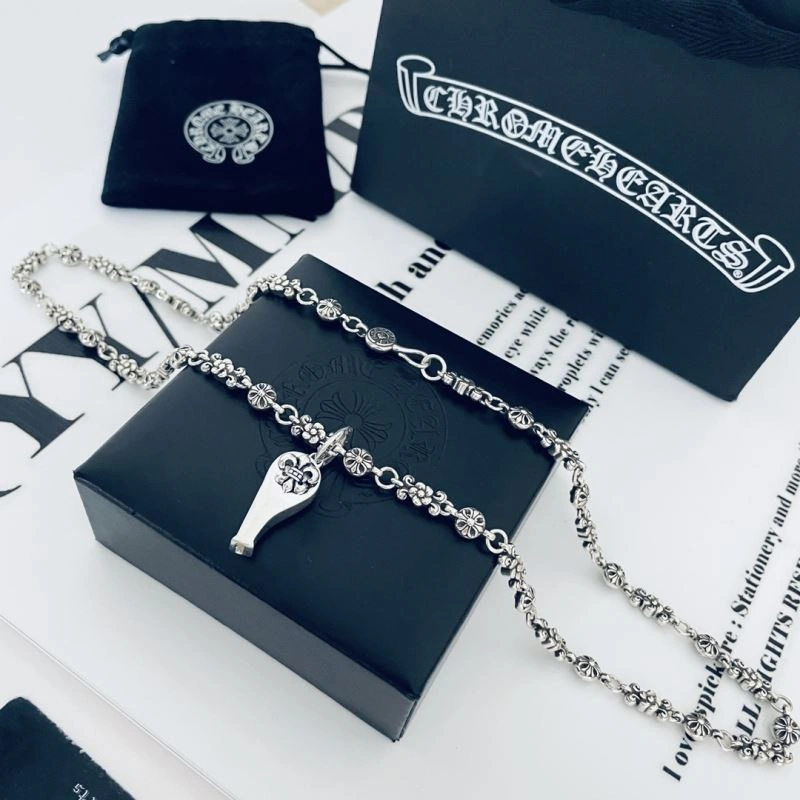 Soft Chrxmx Hxxrts Necklaces 301781