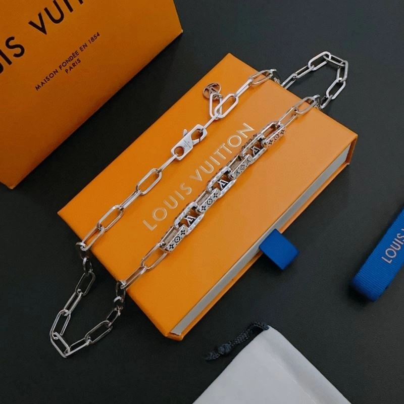 Popular LX Necklaces 312376