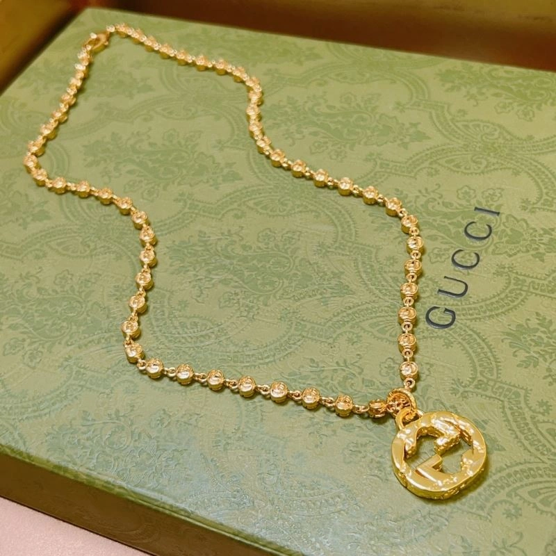 Versatile Gxccx Necklaces 307637