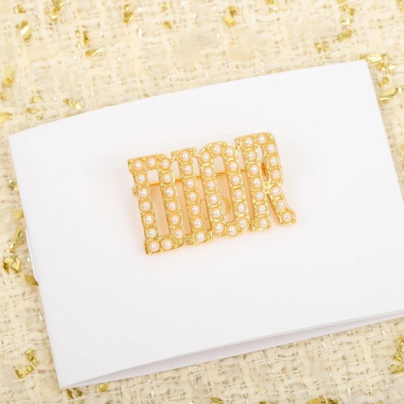 Cozy Christian Dxxr Brooches 295645