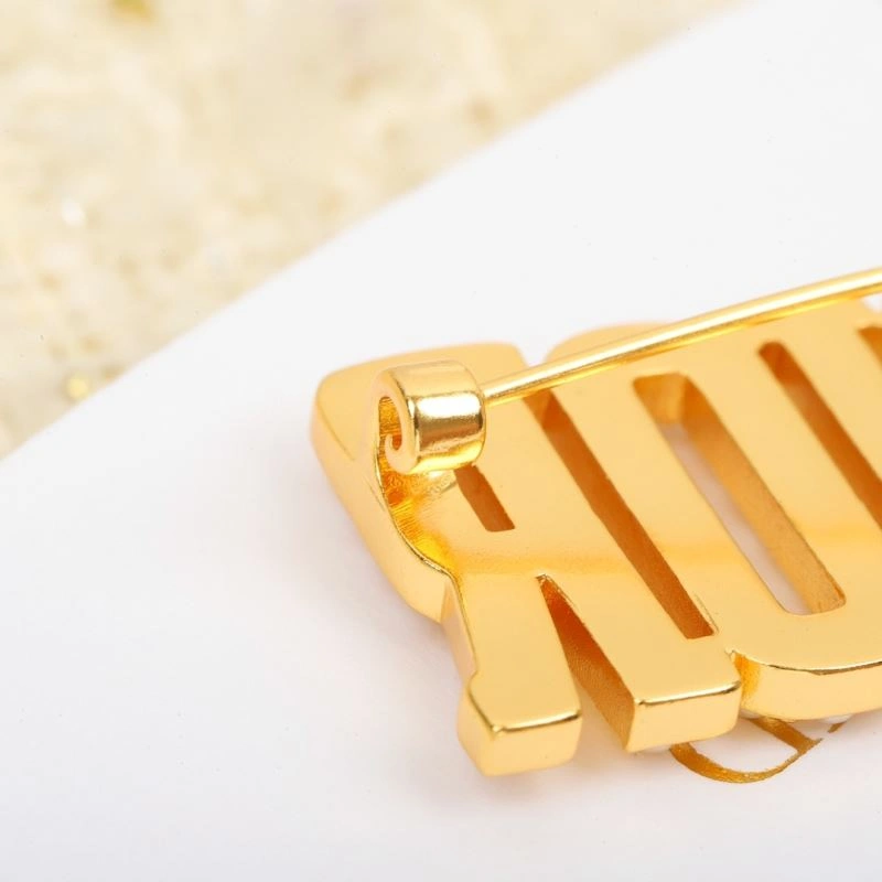 Cozy Christian Dxxr Brooches 295645