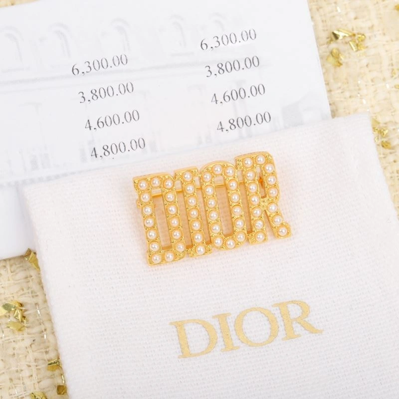 Cozy Christian Dxxr Brooches 295645