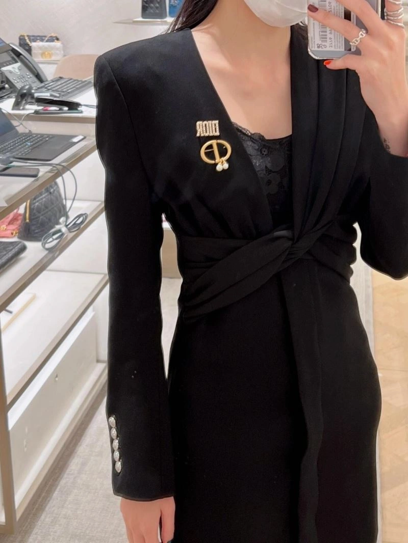 Cozy Christian Dxxr Brooches 295645