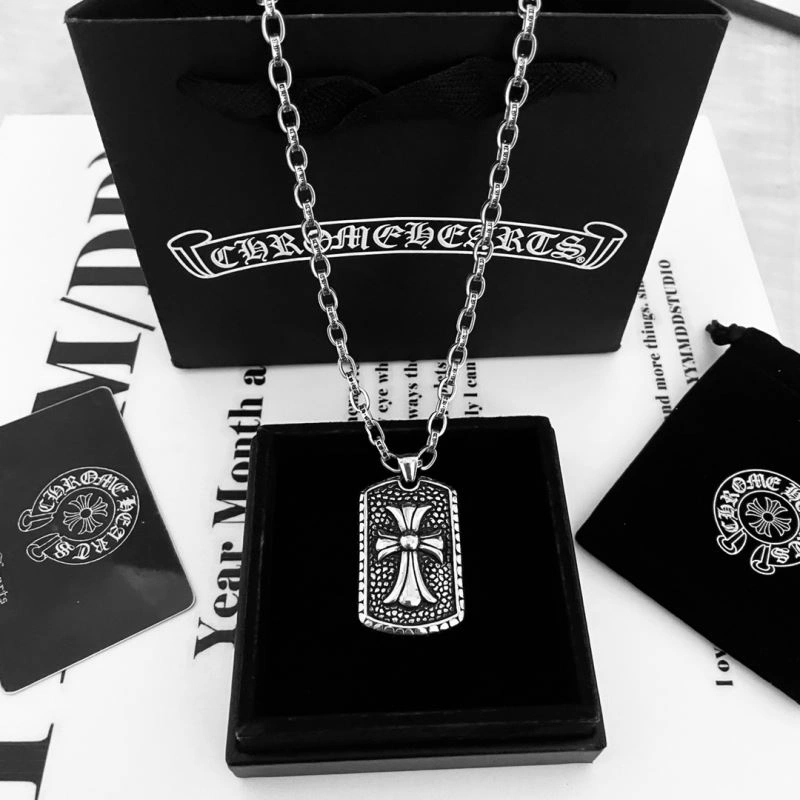 Comfortable Chrxmx Hxxrts Necklaces 301785