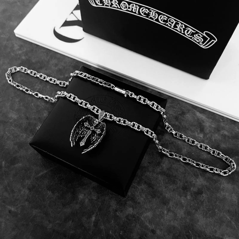 Unique Chrxmx Hxxrts Necklaces 301778